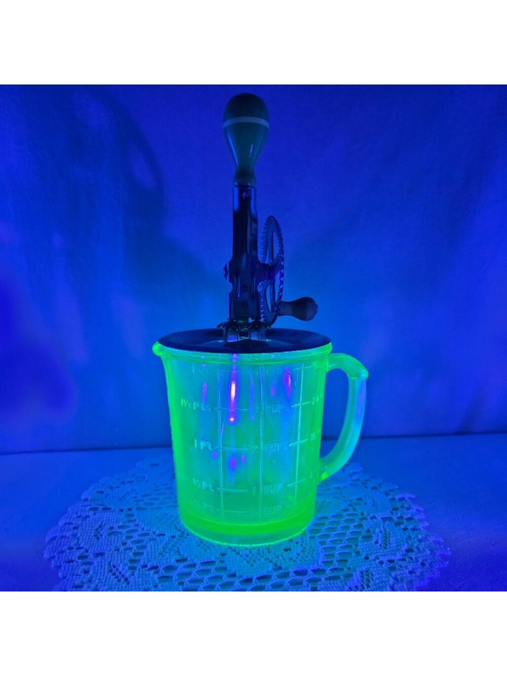 Hazel Atlas Uranium Glass Mixer Measuring Cup with Hand Crank Beater Vaseline Gr